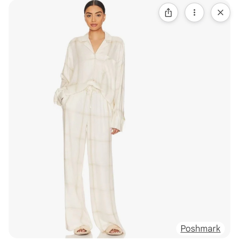 WeWoreWhat Long Sleeve Flannel Button
Up Shirt and Pants Pajamas Small-NWT!